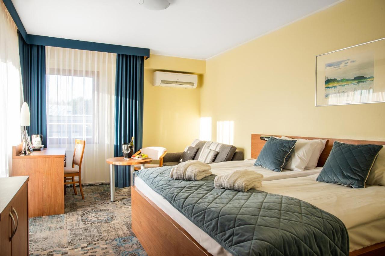 Hotel Mragowo Resort&Spa Экстерьер фото