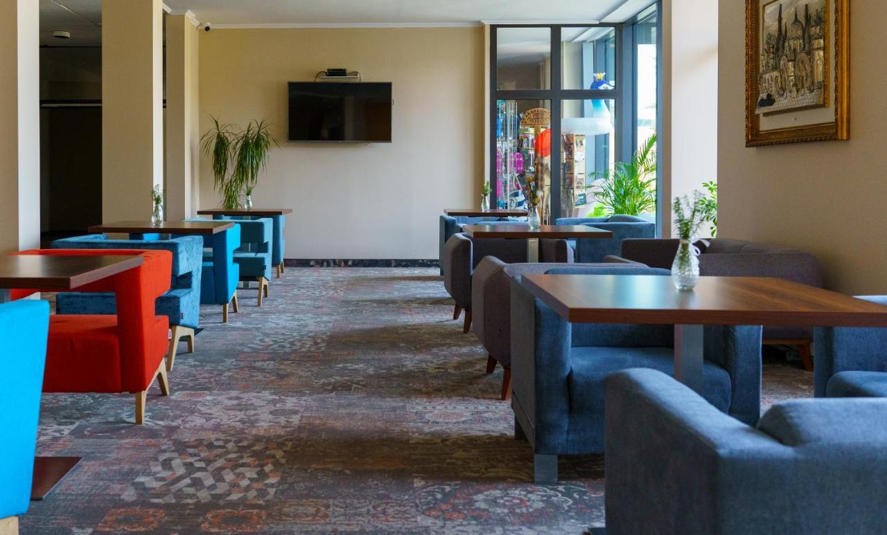 Hotel Mragowo Resort&Spa Экстерьер фото